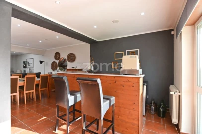 Moradia T4 para Venda em Agualva e Mira-Sintra