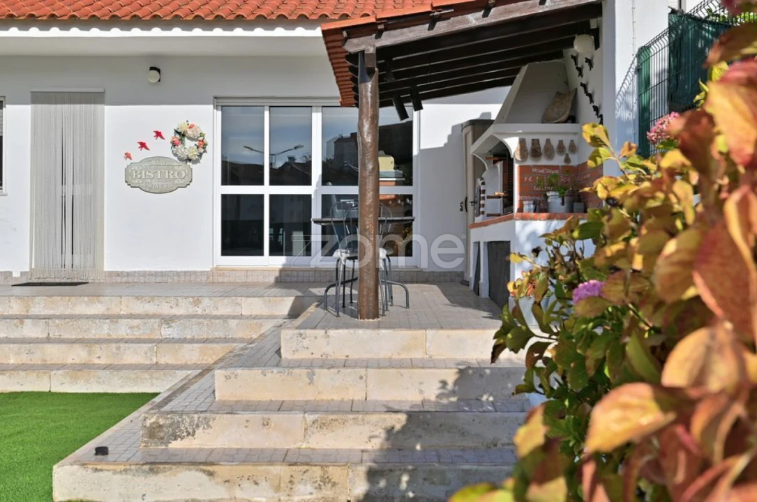 Moradia T4 para Venda em Agualva e Mira-Sintra Foto 1