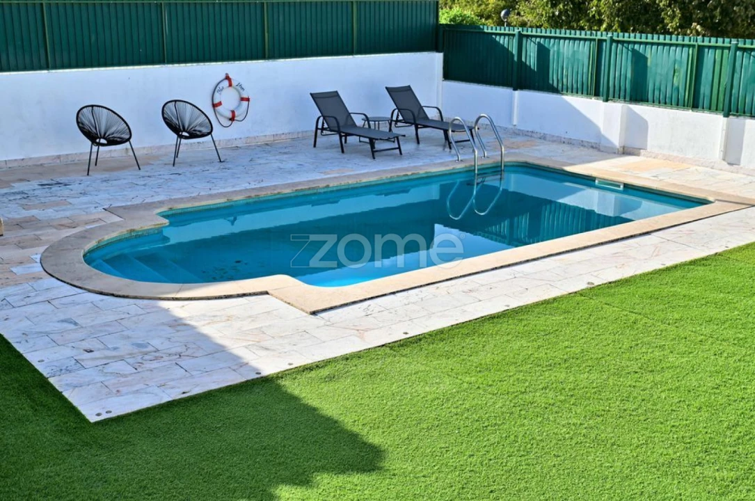 Moradia T4 para Venda em Agualva e Mira-Sintra Foto 12