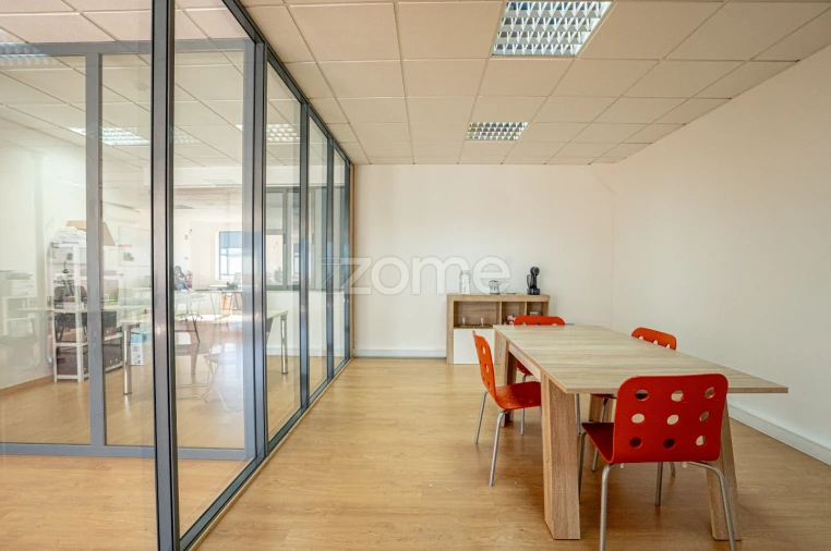 Negócio para Trespasse em Santa Maria e São Miguel, São Martinho, São Pedro Penaferrim Foto 3