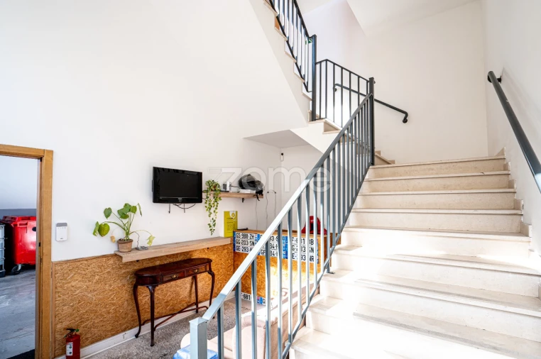 Negócio para Trespasse em Santa Maria e São Miguel, São Martinho, São Pedro Penaferrim Foto 14