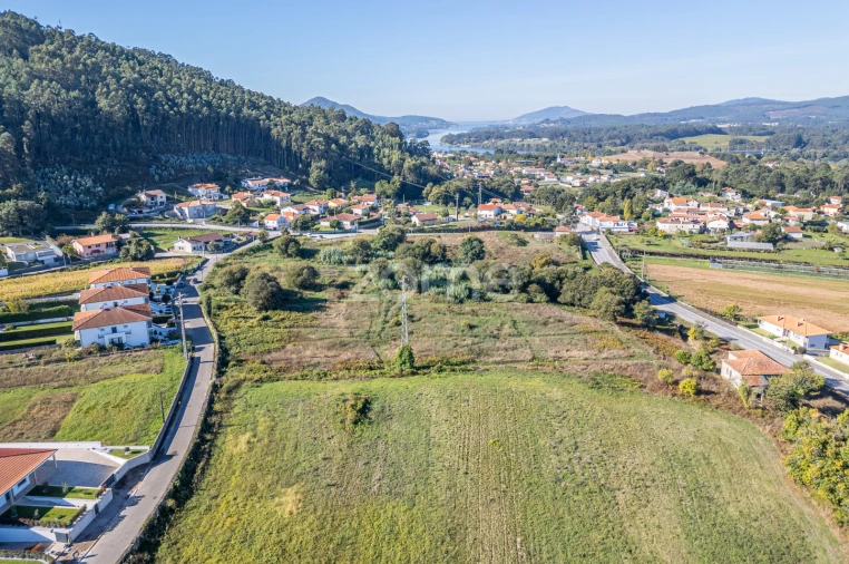 Terreno para Venda em Reboreda e Nogueira Foto 6