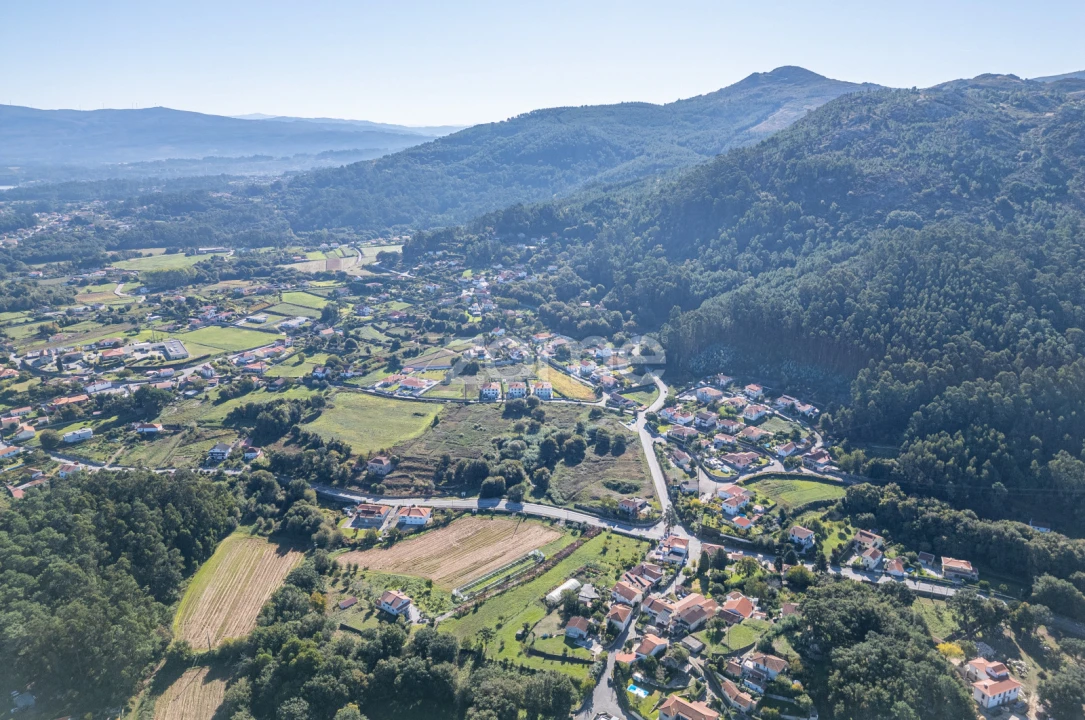 Terreno para Venda em Reboreda e Nogueira Foto 10