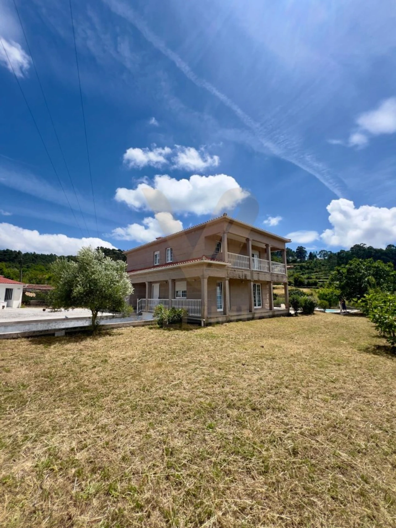 Moradia T5 para Venda em Cunha Foto 30