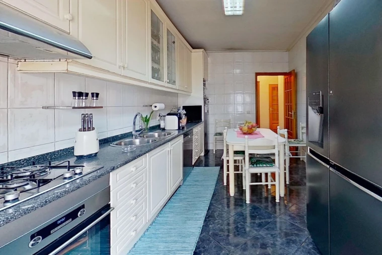 Apartamento T2 para Venda em Mafamude e Vilar do Paraíso