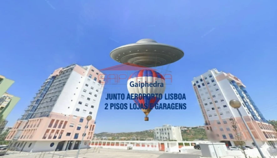 Loja para Venda em Santo António dos Cavaleiros e Frielas Foto 1