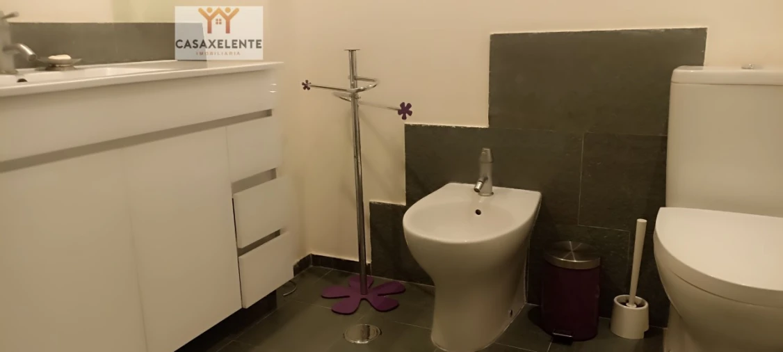 Apartamento T3 para Arrendamento em Carcavelos e Parede Foto 12