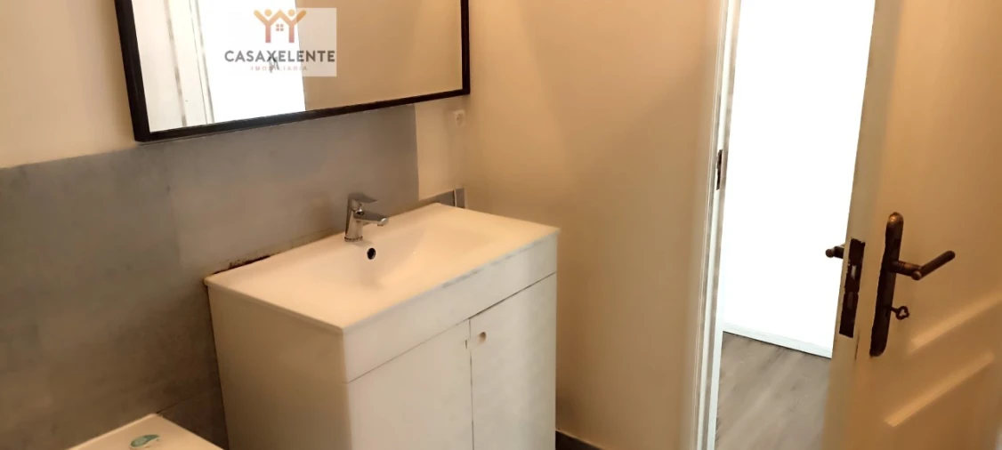 Apartamento T3 para Arrendamento em Carcavelos e Parede Foto 19