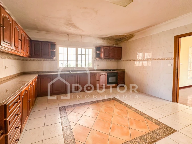 Moradia T3 para Venda em Canhas Foto 15