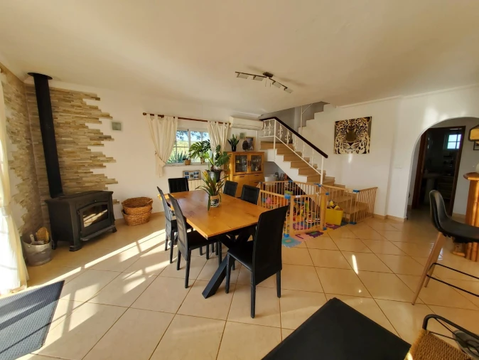 Moradia T4 para Venda em Cachopo Foto 3