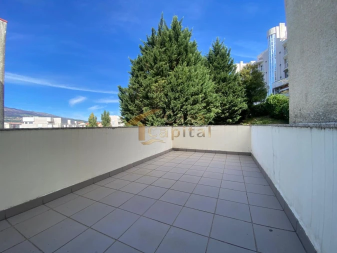 Moradia T4 para Venda em Nossa Senhora da Conceição, São Pedro e São Dinis Foto 26