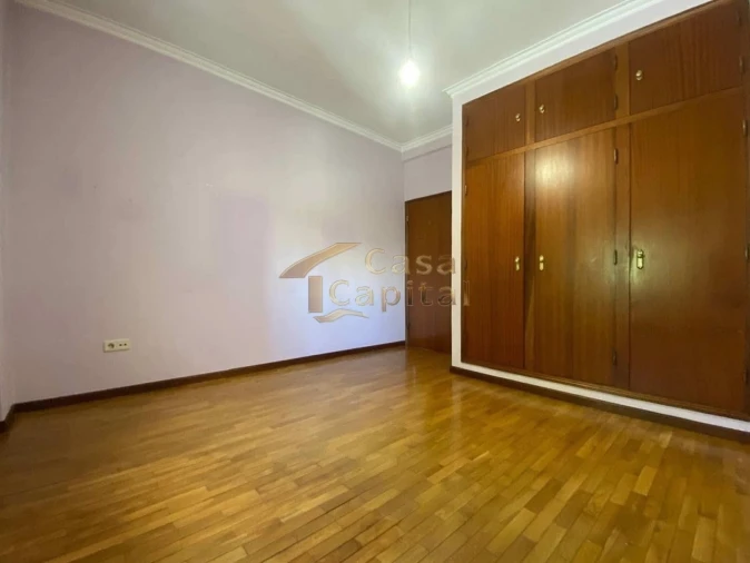 Moradia T4 para Venda em Nossa Senhora da Conceição, São Pedro e São Dinis Foto 28