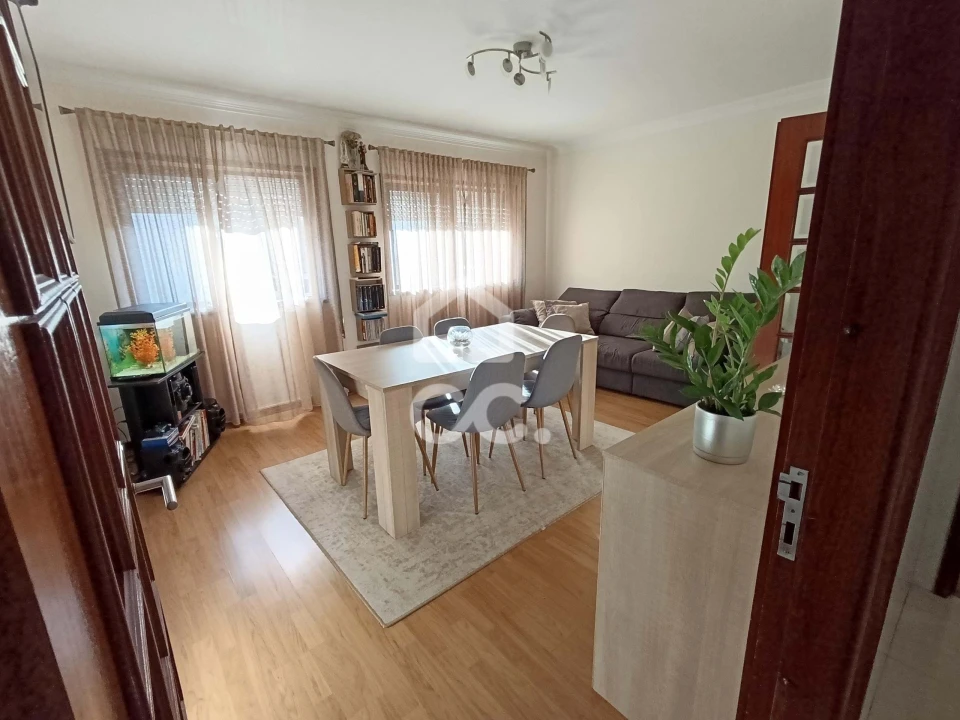 Apartamento T2 para Venda em Custoias Foto 4