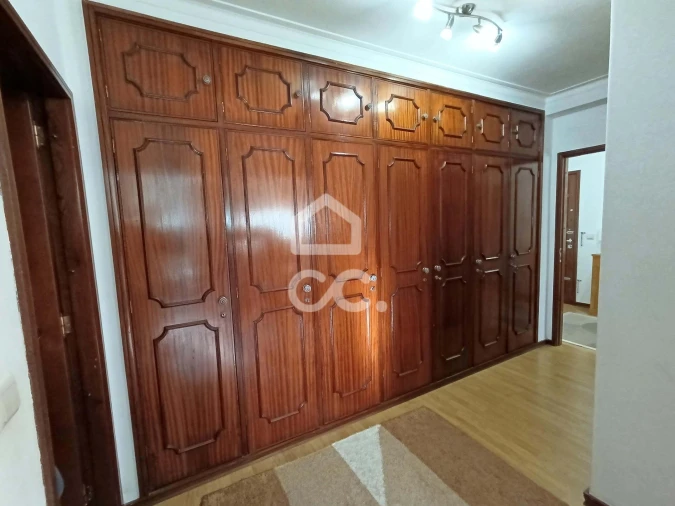 Apartamento T2 para Venda em Custoias Foto 8