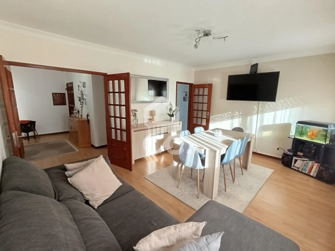 Apartamento T2 para Venda em Custoias Foto 1