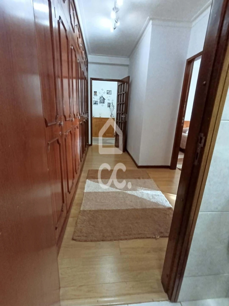 Apartamento T2 para Venda em Custoias Foto 9
