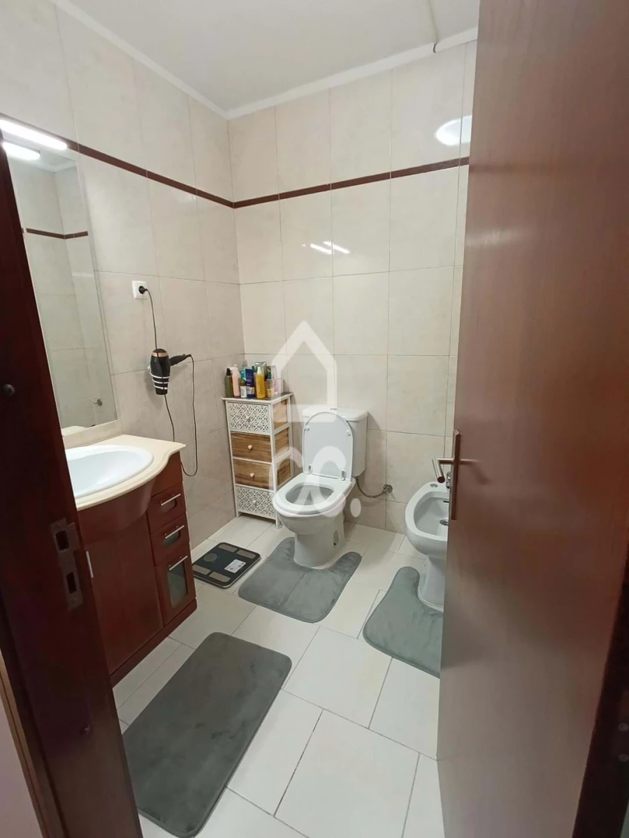 Apartamento T2 para Venda em Custoias Foto 19