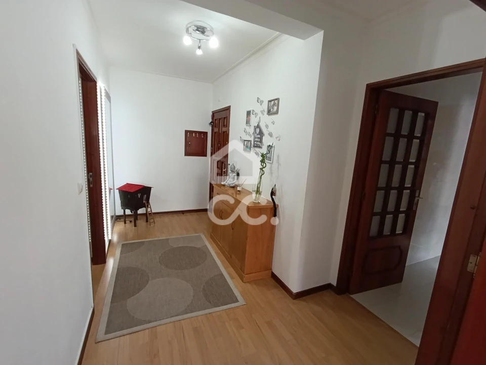 Apartamento T2 para Venda em Custoias Foto 10