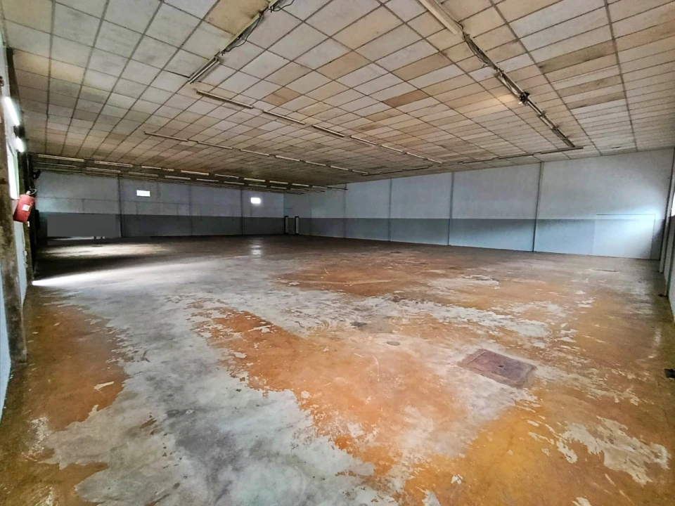 Armazém para Arrendamento em Aveleda Foto 2