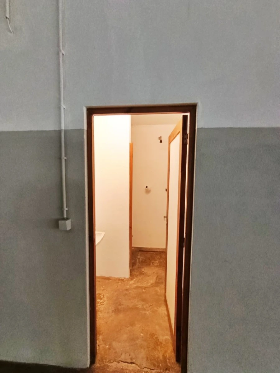 Armazém para Arrendamento em Aveleda Foto 10