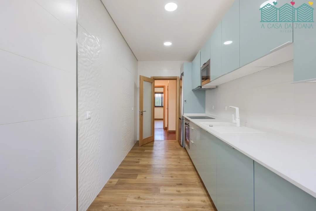 Apartamento T3 para Arrendamento em Glória e Vera Cruz Foto 13