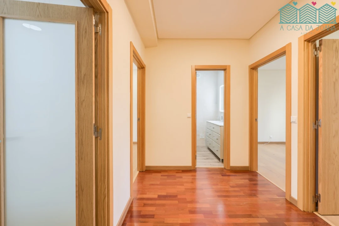 Apartamento T3 para Arrendamento em Glória e Vera Cruz Foto 15