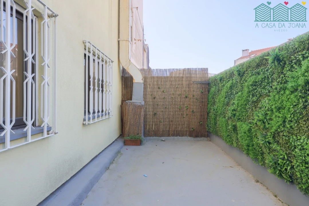 Apartamento T3 para Arrendamento em Glória e Vera Cruz Foto 28