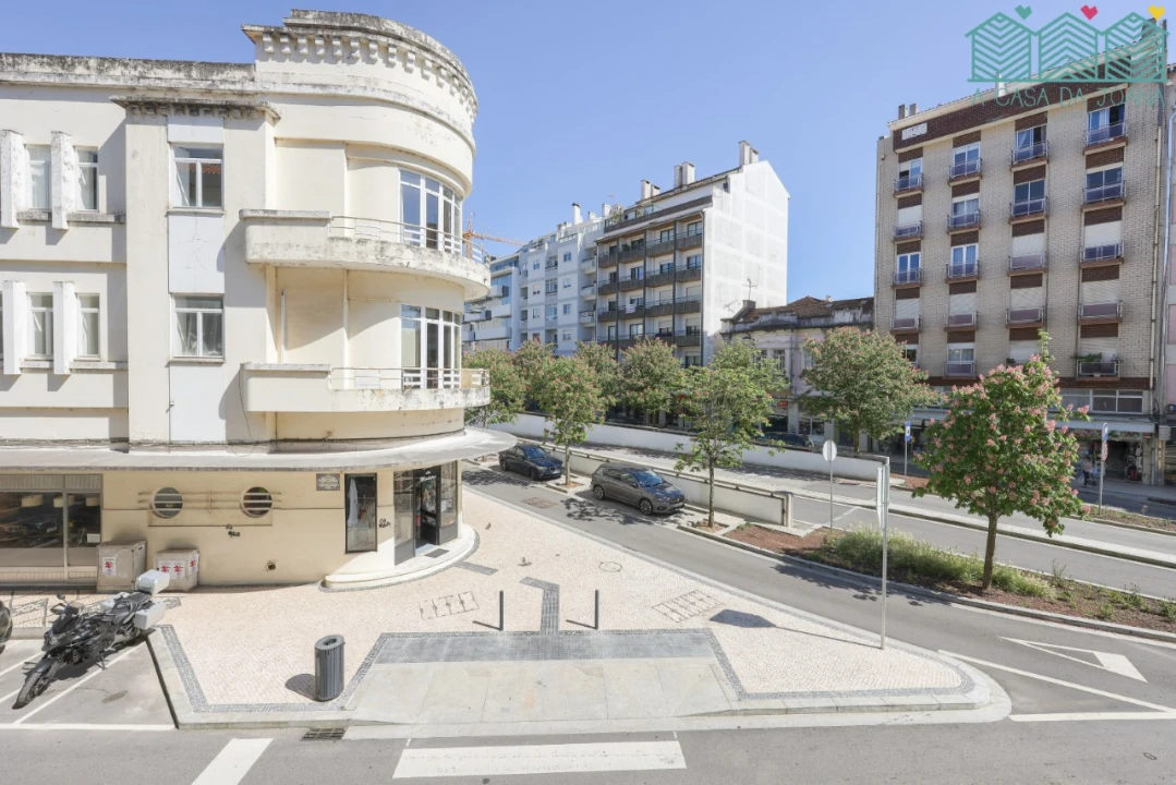 Apartamento T3 para Arrendamento em Glória e Vera Cruz Foto 30