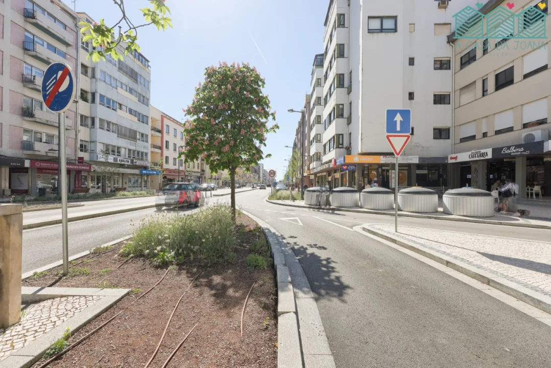 Apartamento T3 para Arrendamento em Glória e Vera Cruz Foto 33