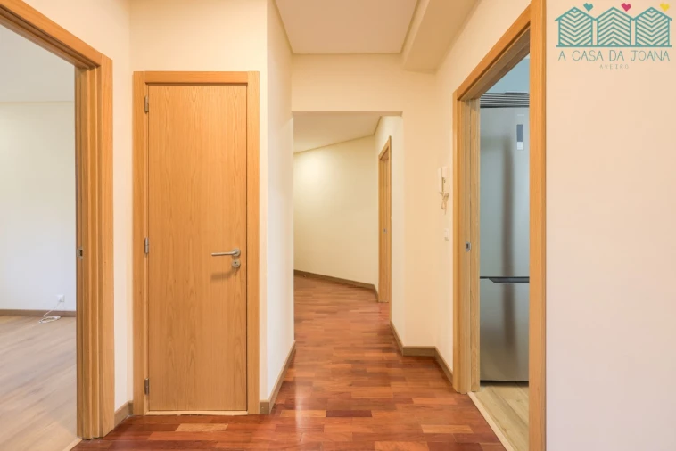 Apartamento T3 para Arrendamento em Glória e Vera Cruz Foto 9