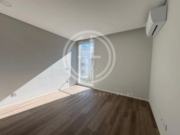 Apartamento T3 para Venda em Almancil