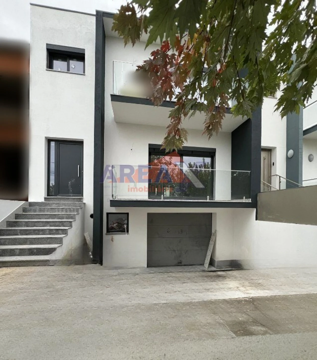 Moradia T3 para Venda em Vila de Cucujães Foto 1