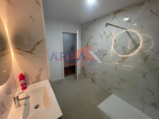 Moradia T3 para Venda em Vila de Cucujães Foto 30