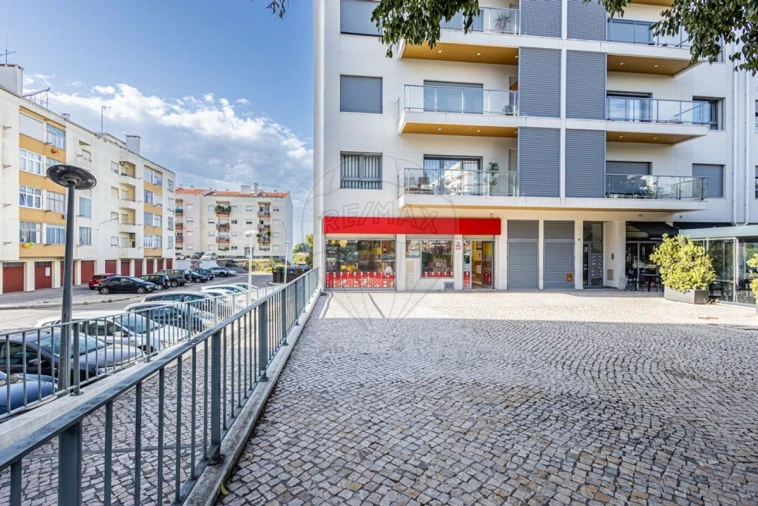 Negócio para Venda em Marvila, Ribeira Santarém, São Salvador, São Nicolau Foto 1