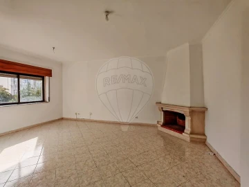 Apartamento T4 para Venda em Marvila, Ribeira Santarém, São Salvador, São Nicolau