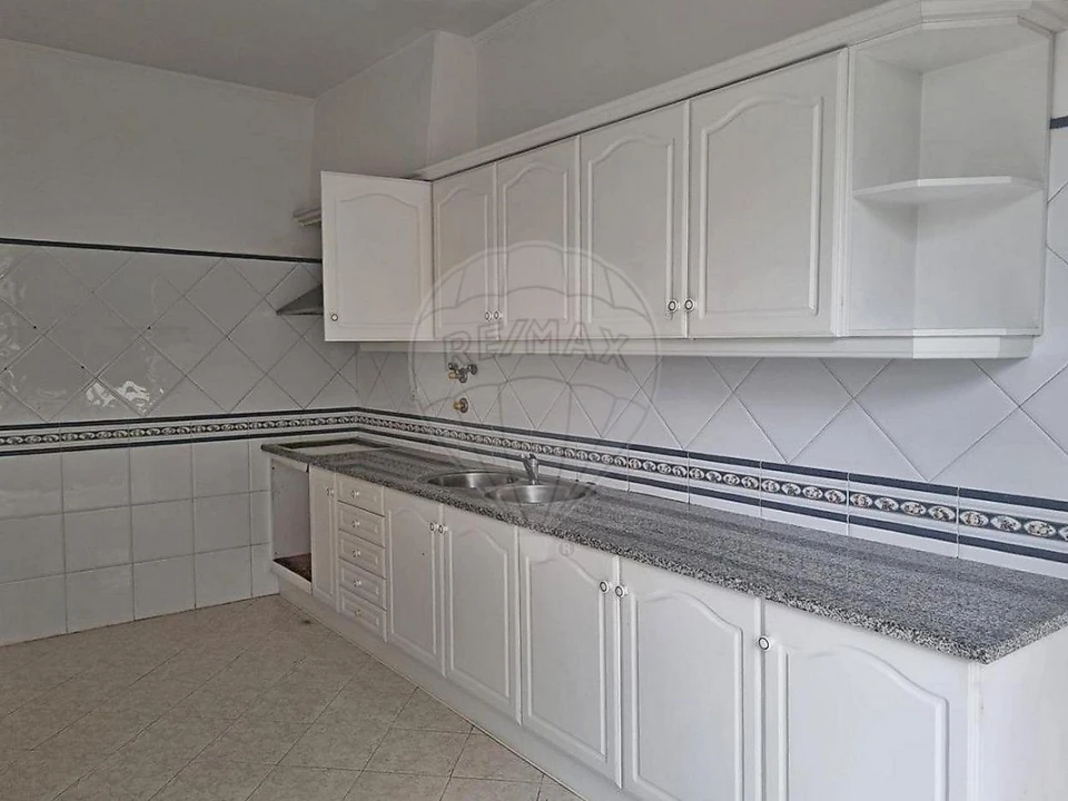 Apartamento T3 para Venda em Marvila, Ribeira Santarém, São Salvador, São Nicolau Foto 2