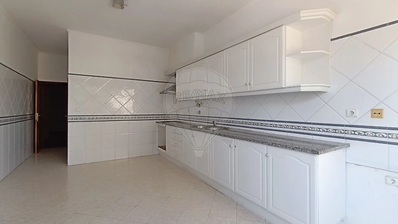 Apartamento T3 para Venda em Marvila, Ribeira Santarém, São Salvador, São Nicolau Foto 3
