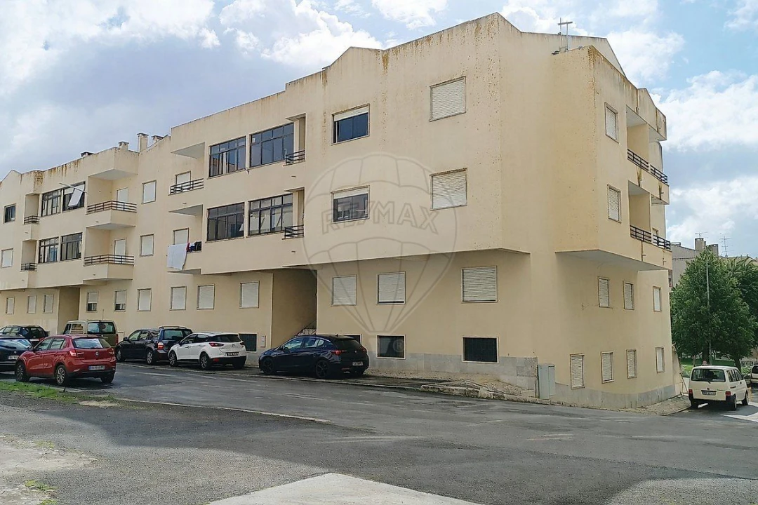 Apartamento T2 para Venda em Marvila, Ribeira Santarém, São Salvador, São Nicolau Foto 1