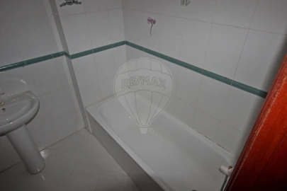 Apartamento T3 para Venda em Marvila, Ribeira Santarém, São Salvador, São Nicolau