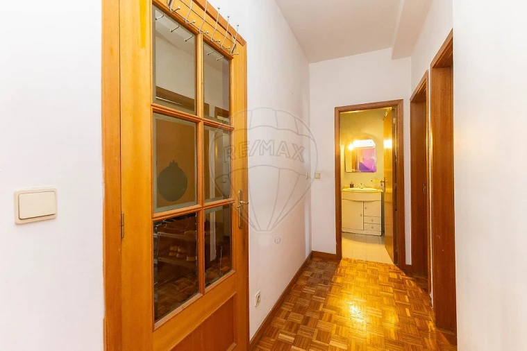 Apartamento T3 para Venda em Campanhã Foto 11