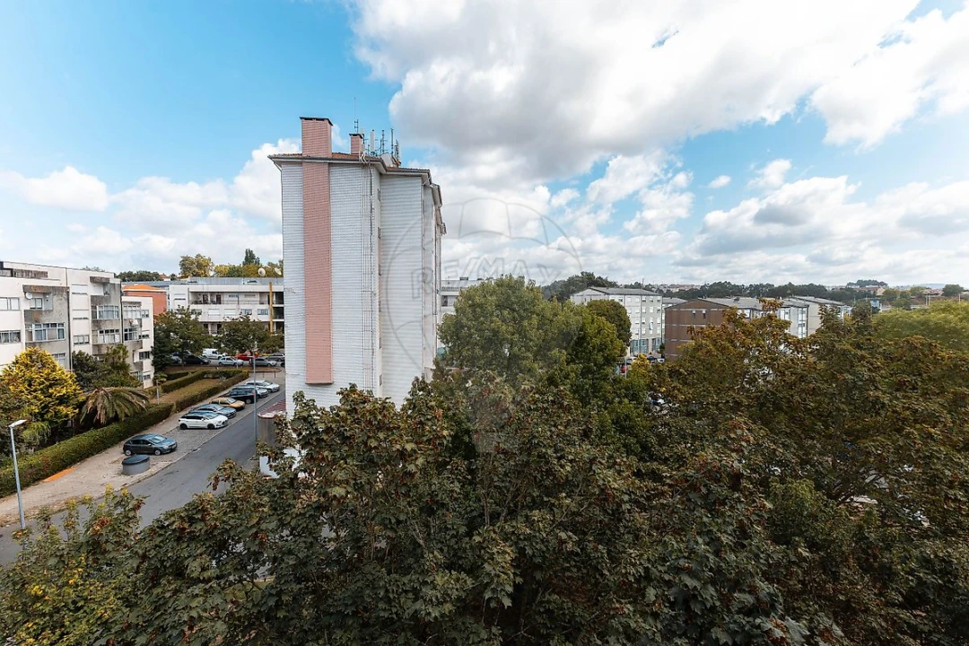 Apartamento T3 para Venda em Campanhã Foto 9