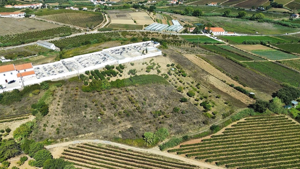 Terreno para Venda em Azueira e Sobral da Abelheira Foto 3