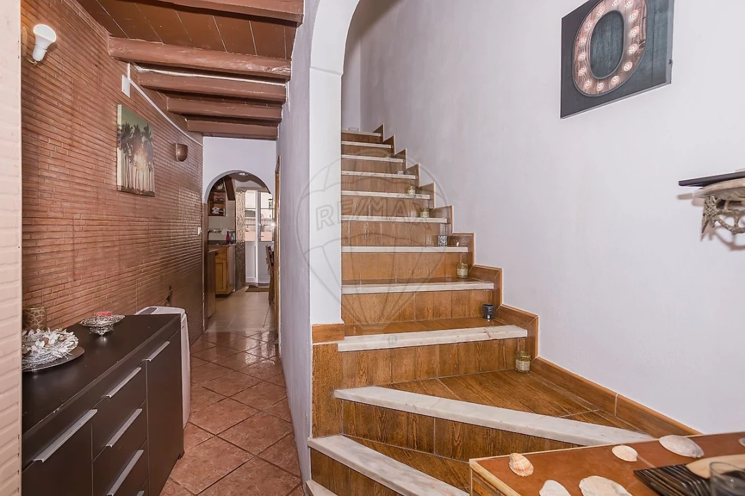 Moradia T2 para Venda em Carvoeira e Carmões Foto 17