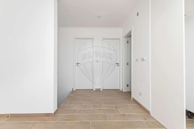 Moradia T2 para Venda em Ventosa Foto 11