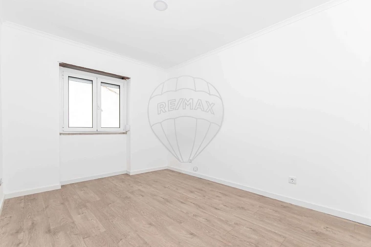 Moradia T2 para Venda em Ventosa Foto 14