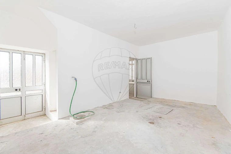 Moradia T2 para Venda em Ventosa Foto 21