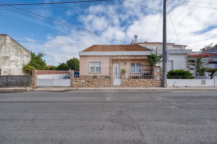 Moradia T3 para Venda em Alpiarça Foto 37