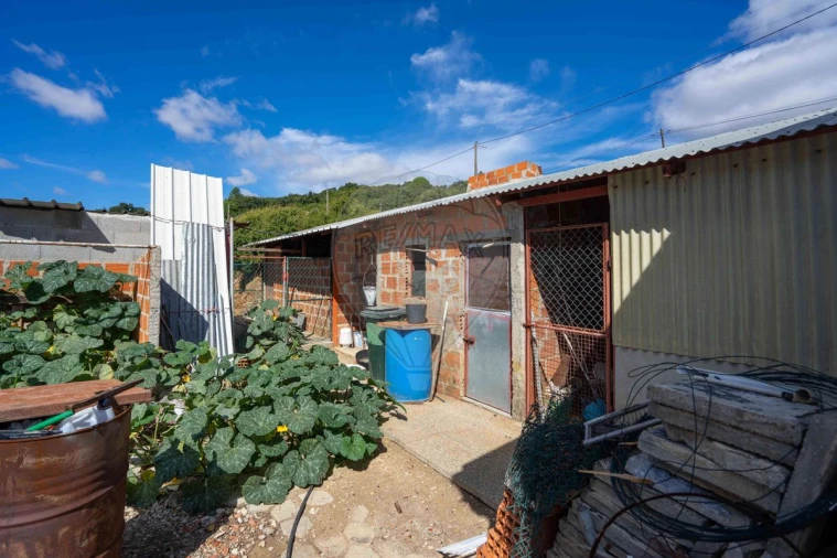 Moradia T5 para Venda em Santiago dos Velhos Foto 43