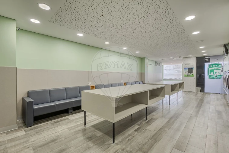 Loja para Venda em Custóias, Leça do Balio e Guifões Foto 11