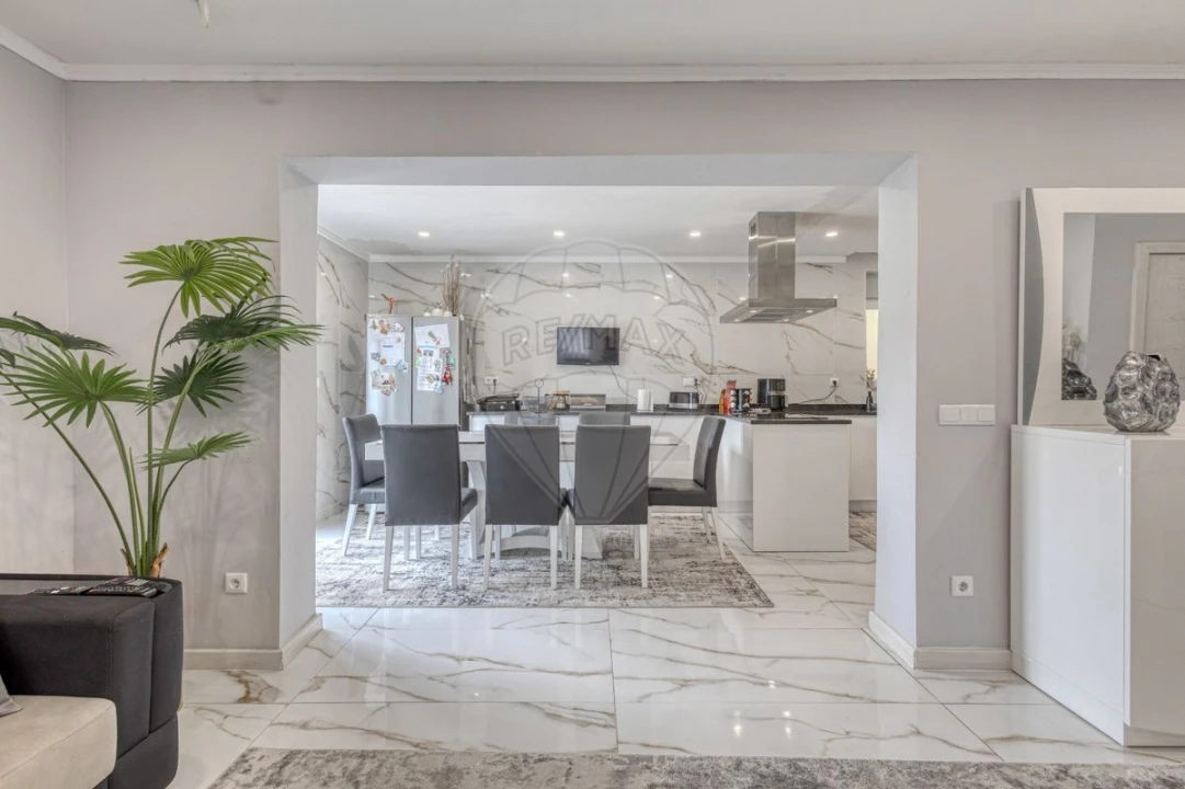 Moradia T4 para Venda em Perafita, Lavra e Santa Cruz do Bispo Foto 14